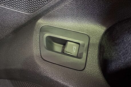 Volkswagen Passat 2.0 TDI EVO SEL Estate 5dr Diesel Manual Euro 6 (s/s) (150 ps) 16