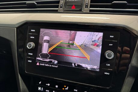 Volkswagen Passat 2.0 TDI EVO SEL Estate 5dr Diesel Manual Euro 6 (s/s) (150 ps) 30