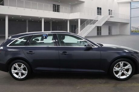 Audi A4 2.0 TDI ultra Sport Estate 5dr Diesel S Tronic Euro 6 (s/s) (190 ps) 8