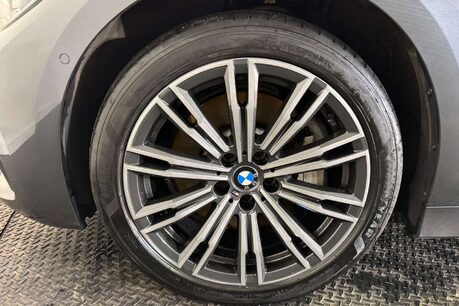 BMW 3 Series 2.0 330e 12kWh M Sport Saloon 4dr Petrol Plug-in Hybrid Auto Euro 6 (s/s) ( 67