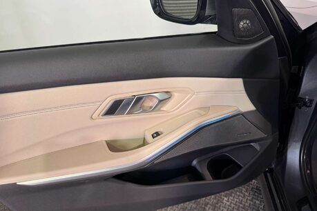 BMW 3 Series 2.0 330e 12kWh M Sport Saloon 4dr Petrol Plug-in Hybrid Auto Euro 6 (s/s) ( 59