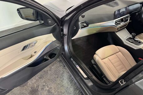 BMW 3 Series 2.0 330e 12kWh M Sport Saloon 4dr Petrol Plug-in Hybrid Auto Euro 6 (s/s) ( 58
