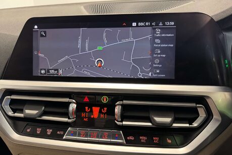 BMW 3 Series 2.0 330e 12kWh M Sport Saloon 4dr Petrol Plug-in Hybrid Auto Euro 6 (s/s) ( 36