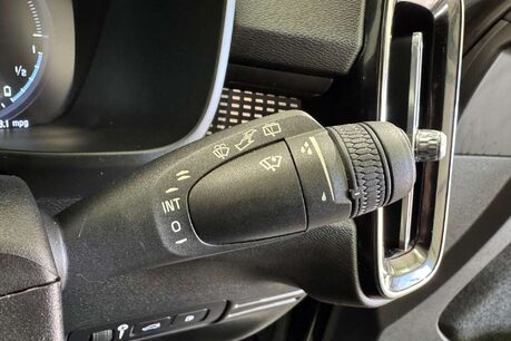 Volvo XC40 1.5h T4 Recharge 10.7kWh R-Design SUV 5dr Petrol Plug-in Hybrid Auto Euro 6 22