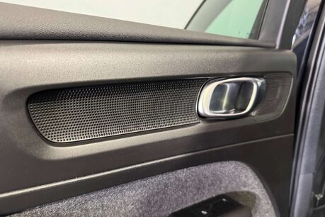 Volvo XC40 1.5h T4 Recharge 10.7kWh R-Design SUV 5dr Petrol Plug-in Hybrid Auto Euro 6 56