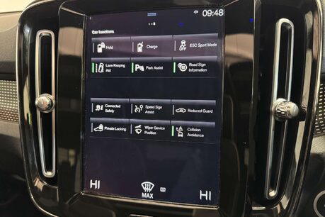 Volvo XC40 1.5h T4 Recharge 10.7kWh R-Design SUV 5dr Petrol Plug-in Hybrid Auto Euro 6 27