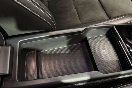 Volvo XC40 1.5h T4 Recharge 10.7kWh R-Design SUV 5dr Petrol Plug-in Hybrid Auto Euro 6 39