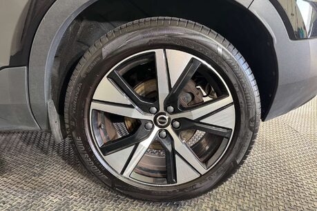 Volvo XC40 1.5h T4 Recharge 10.7kWh R-Design SUV 5dr Petrol Plug-in Hybrid Auto Euro 6 66