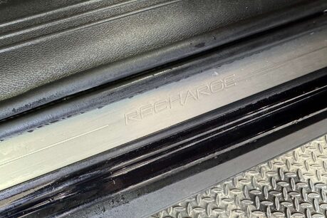 Volvo XC40 1.5h T4 Recharge 10.7kWh R-Design SUV 5dr Petrol Plug-in Hybrid Auto Euro 6 14