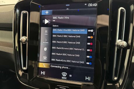 Volvo XC40 1.5h T4 Recharge 10.7kWh R-Design SUV 5dr Petrol Plug-in Hybrid Auto Euro 6 30