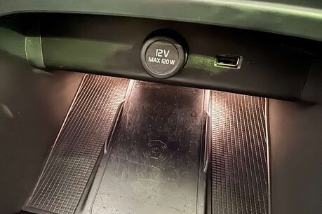 Volvo XC40 1.5h T4 Recharge 10.7kWh R-Design SUV 5dr Petrol Plug-in Hybrid Auto Euro 6 36