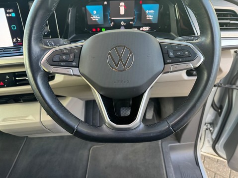Volkswagen Multivan LIFE STANDARD TDI DSG 18
