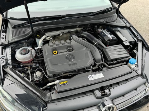Volkswagen Golf GT TSI EVO 10