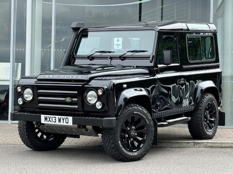 Land Rover Defender TD XS STATION WAGON 2