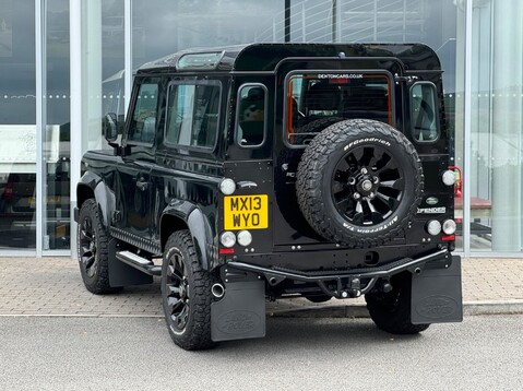 Land Rover Defender TD XS STATION WAGON 15