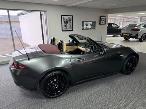 Mazda MX-5 Z-SPORT 3