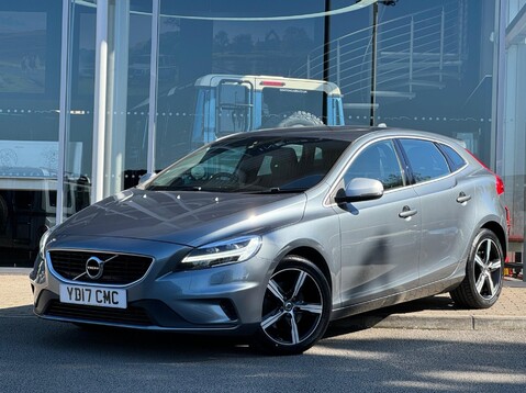 Volvo V40 T3 R-DESIGN NAV PLUS 5