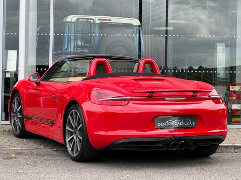 Porsche Boxster 24V PDK 6