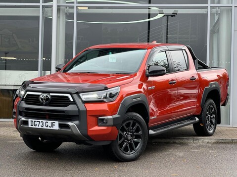 Toyota Hilux INVINCIBLE X 4WD D-4D DCB 5