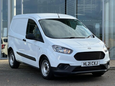 Ford Transit Courier BASE 1