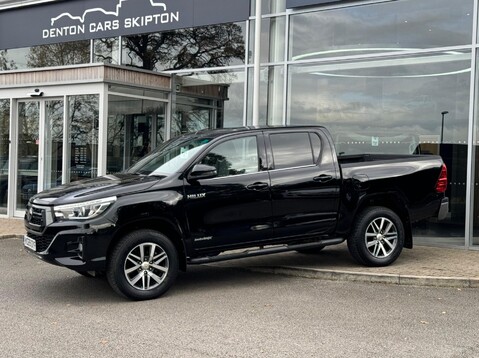 Toyota Hilux INVINCIBLE X 4WD D-4D DCB 8