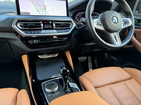 BMW X4 M40D MHEV 34