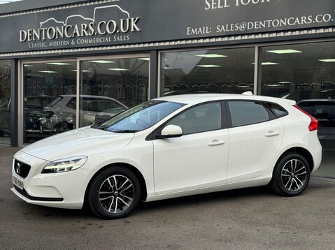 Volvo V40 T2 MOMENTUM NAV PLUS 13