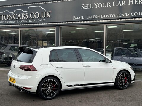 Volkswagen Golf GTI CLUBSPORT EDITION 40 DSG 11