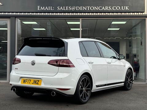 Volkswagen Golf GTI CLUBSPORT EDITION 40 DSG 19