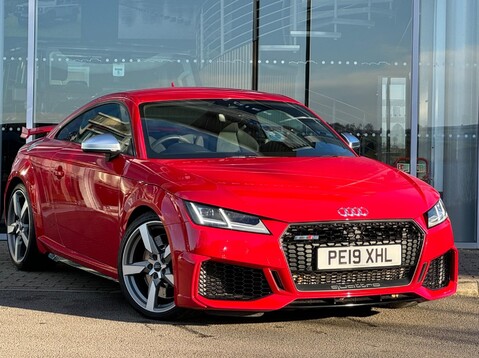 Audi TT TTRS TFSI QUATTRO 2