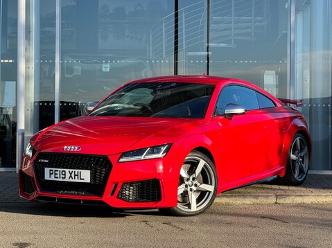 Audi TT TTRS TFSI QUATTRO 5