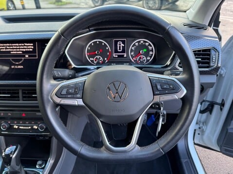 Volkswagen T-Cross SEL TSI DSG 25