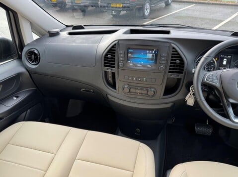 Mercedes-Benz Vito 116 PREMIUM L2 29