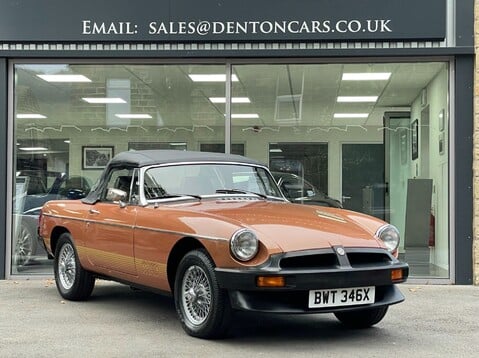 MG MGB ROADSTER 1