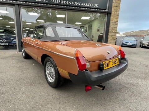 MG MGB ROADSTER 8