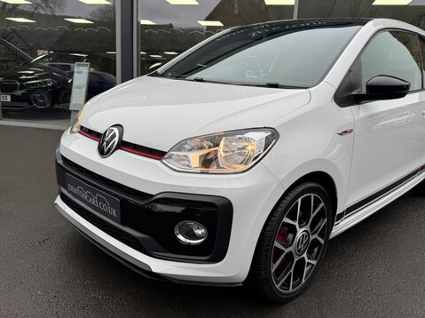 Volkswagen Up GTI 10