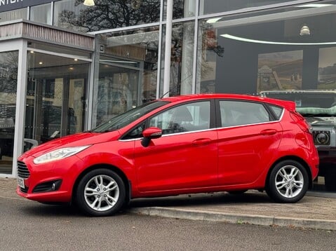 Ford Fiesta ZETEC 9