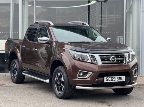 Nissan Navara 2.3 dCi Tekna 4WD Euro 6 (s/s) 4dr 1