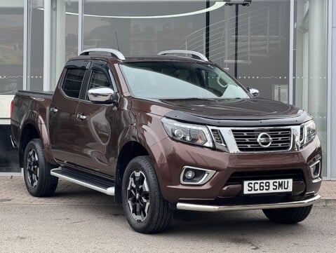 Nissan Navara 2.3 dCi Tekna 4WD Euro 6 (s/s) 4dr