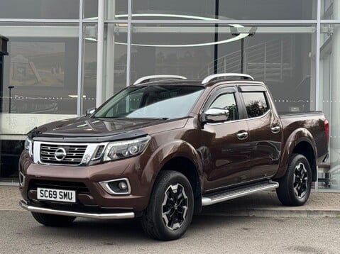 Nissan Navara 2.3 dCi Tekna 4WD Euro 6 (s/s) 4dr 4