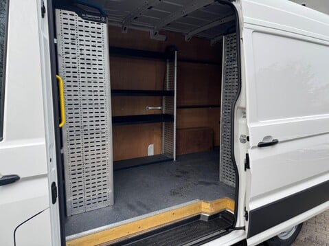 Volkswagen Crafter CR35 TDI M H/R P/V TRENDLINE 10