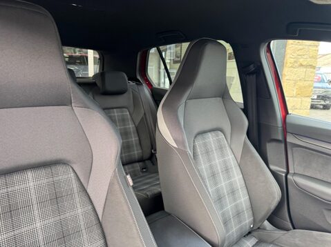 Volkswagen Golf GTD TDI DSG 94