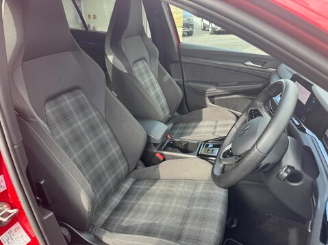 Volkswagen Golf GTD TDI DSG 59