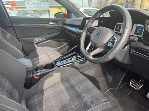 Volkswagen Golf GTD TDI DSG 66