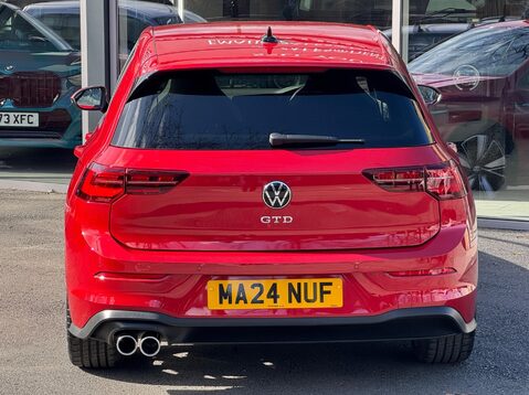 Volkswagen Golf GTD TDI DSG 25