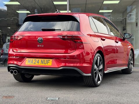 Volkswagen Golf GTD TDI DSG 22