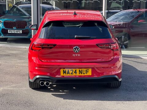 Volkswagen Golf GTD TDI DSG 26