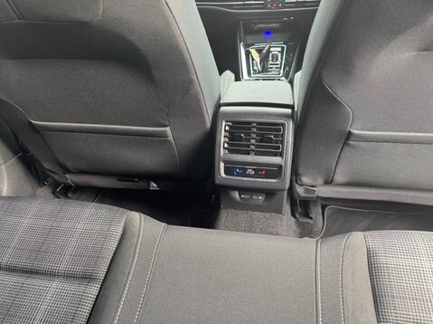 Volkswagen Golf GTD TDI DSG 48