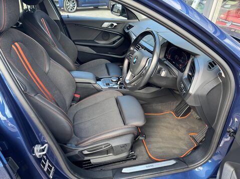 BMW 1 Series 120D SPORT 14