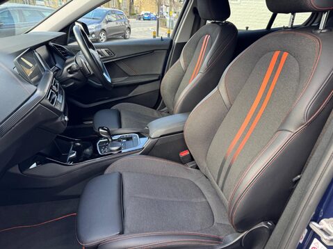 BMW 1 Series 120D SPORT 22